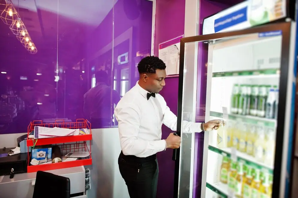 Commercial Fridge Repair in Britwell, Maidenhead, Windsor, Slough, Egham, Beaconsfield, High Wycombe, Marlow, Hazlemere, Gerrards Cross, harefield, Bovingdon, Chipperfield, Chorleywood, Chesham, Southhall, Hayes, Feltham, Wokingham, Bracknell